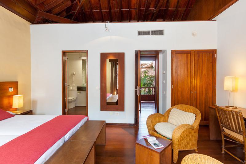 Hotel Livvo La Quinta Roja การาชิโก ภายนอก รูปภาพ